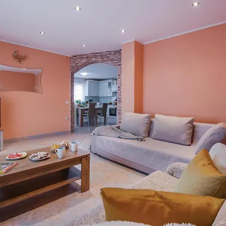 Apartamento In Pula