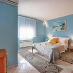 Awesome In With Kitchen