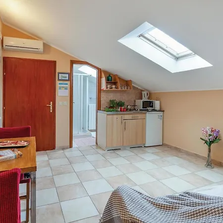 Apartament In *